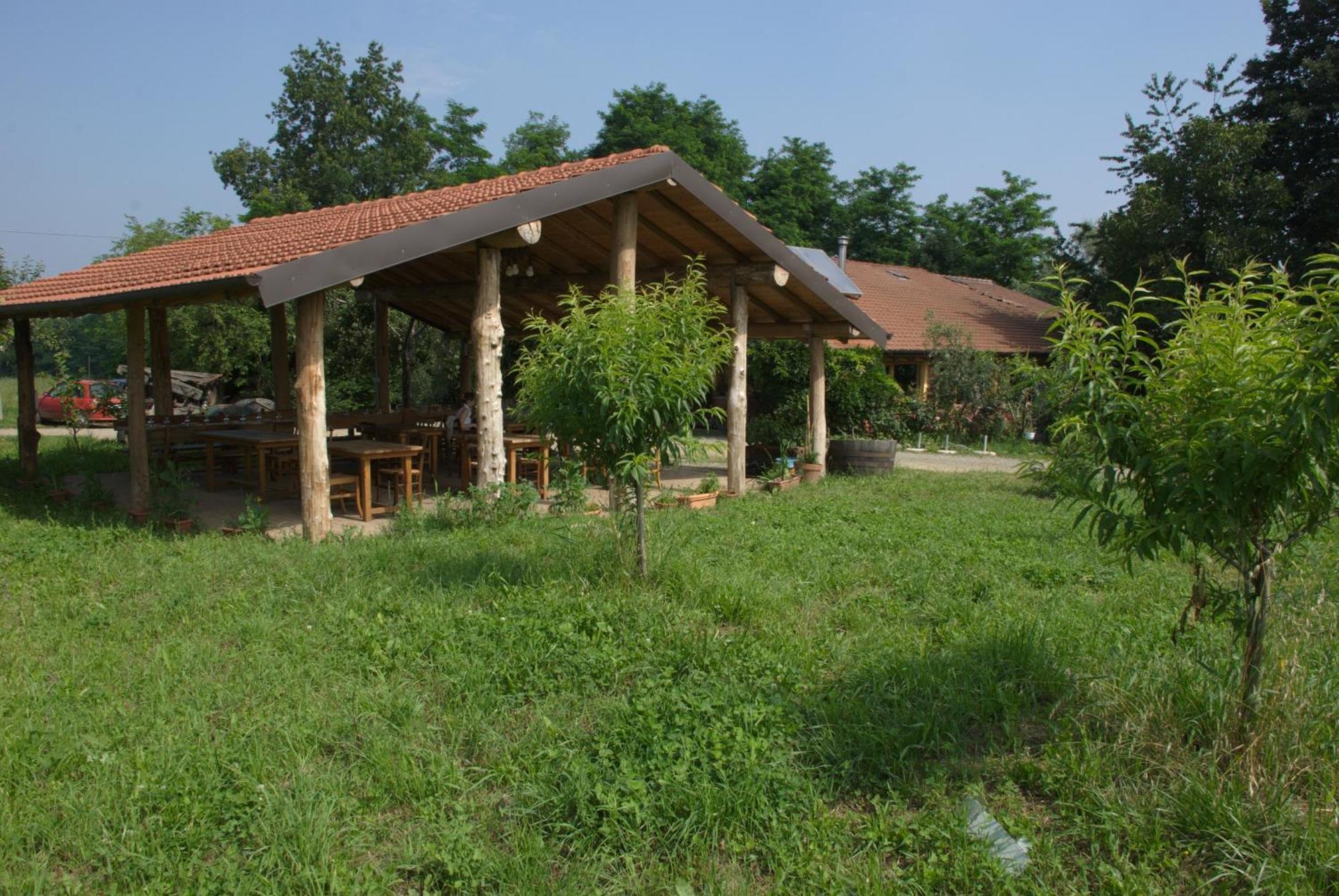 Agriturismo Cascina Degli Ulivi Villa Novi Ligure Exterior photo